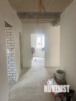 Дом 300м², 2-этажный, участок 8 сот.  