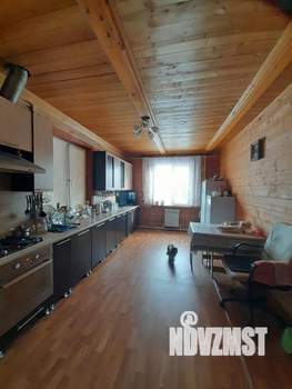 Дом 162м&sup2;, 2-этажный, участок 6 сот.  