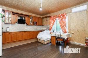 Дом 200м&sup2;, 2-этажный, участок 6 сот.  