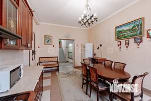 Дом 385м², 2-этажный, участок 7 сот.  