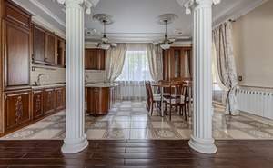 Дом 270м², 3-этажный, участок 10 сот.  
