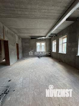 Дом 565м&sup2;, 3-этажный, участок 8 сот.  