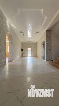 Дом 295м&sup2;, 2-этажный, участок 15 сот.  