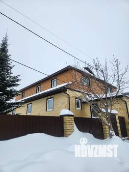 Дом 427м&sup2;, 2-этажный, участок 9 сот.  