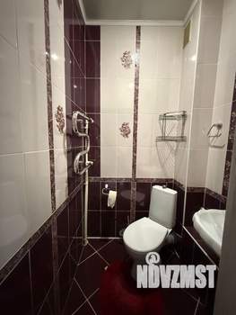 Дом 243м&sup2;, 2-этажный, участок 6 сот.  