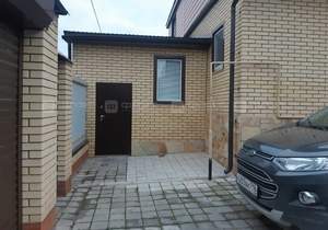 Дом 427м&sup2;, 2-этажный, участок 0 сот.  