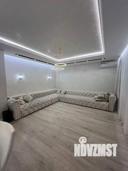 Дом 260м², 2-этажный, участок 8 сот.  