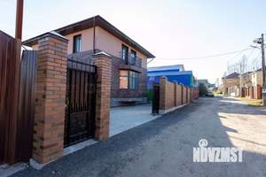 Дом 244м², 2-этажный, участок 10 сот.  