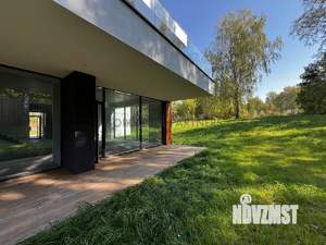 Дом 295м&sup2;, 2-этажный, участок 14 сот.  