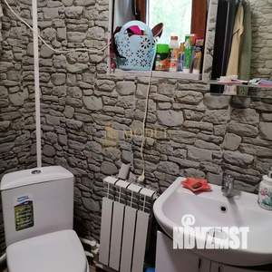 Дом 42м&sup2;, 2-этажный, участок 6 сот.  