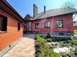 Дом 332м&sup2;, 2-этажный, участок 8 сот.  