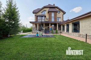 Коттедж 520м², 3-этажный, участок 16 сот.  