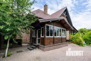 Дом 270м², 3-этажный, участок 10 сот.  