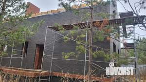 Дом 165м&sup2;, 2-этажный, участок 9 сот.  