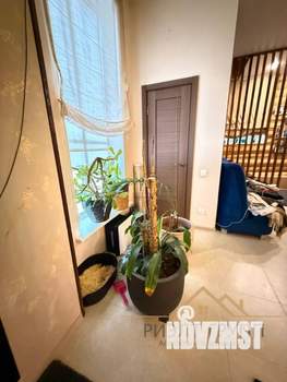 Дом 114м&sup2;, 2-этажный, участок 9 сот.  