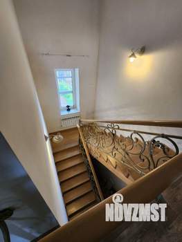 Дом 240м², 2-этажный, участок 12 сот.  