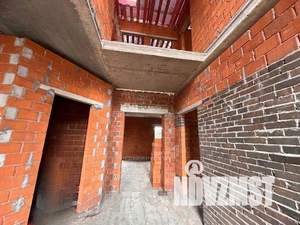 Коттедж 150м&sup2;, 2-этажный, участок 6 сот.  