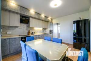 Дом 130м², 2-этажный, участок 6 сот.  