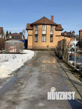 Дом 160м², 2-этажный, участок 11 сот.  