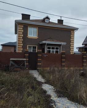 Дом 278м², 3-этажный, участок 0 сот.  