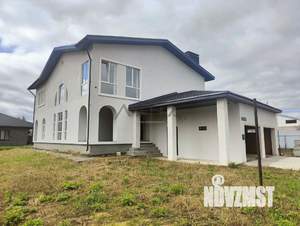 Коттедж 238м², 2-этажный, участок 8 сот.  