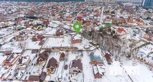 Дом 932м&sup2;, 2-этажный, участок 35 сот.  