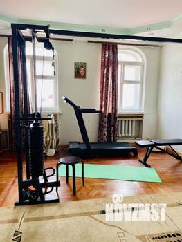 Дом 265м², 3-этажный, участок 7 сот.  