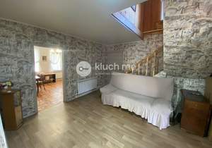 Дом 135м&sup2;, 2-этажный, участок 6 сот.  