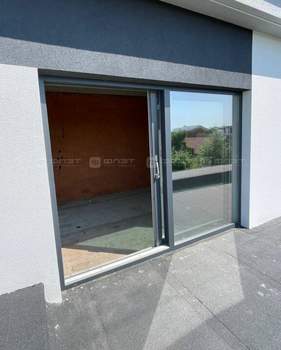 Дом 295м&sup2;, 2-этажный, участок 0 сот.  