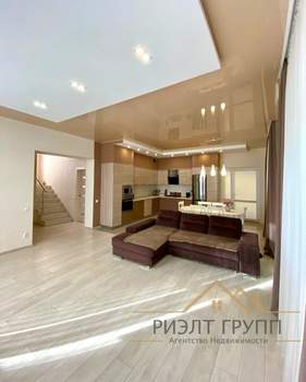 Дом 161м&sup2;, 2-этажный, участок 5 сот.  