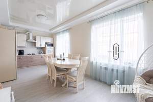 Дом 189м², 2-этажный, участок 5 сот.  