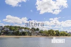 Коттедж 656м&sup2;, 3-этажный, участок 30 сот.  