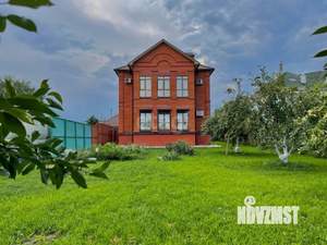 Дом 300м&sup2;, 2-этажный, участок 15 сот.  