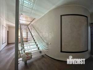Дом 346м², 3-этажный, участок 12 сот.  