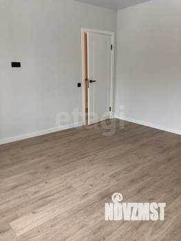 Дом 132м², 2-этажный, участок 10 сот.  