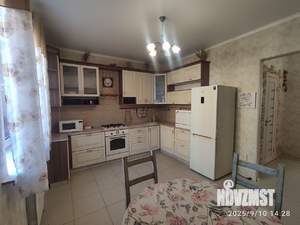 Коттедж 112м², 2-этажный, участок 5 сот.  