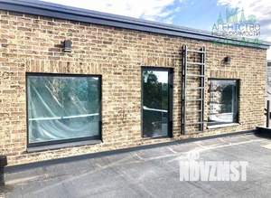 Коттедж 242м&sup2;, 3-этажный, участок 4 сот.  