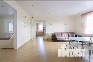 Коттедж 246м², 2-этажный, участок 15 сот.  