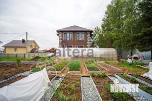 Дом 180м&sup2;, 2-этажный, участок 8 сот.  