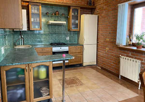 Дом 129м&sup2;, 2-этажный, участок 10 сот.  