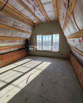 Дом 153м&sup2;, 2-этажный, участок 7 сот.  