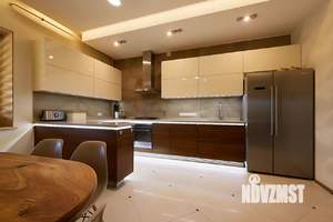 Дом 350м², 1-этажный, участок 18 сот.  
