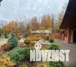 Коттедж 200м&sup2;, 1-этажный, участок 15 сот.  