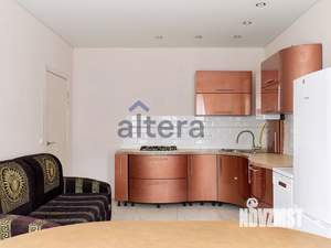 Дом 120м², 2-этажный, участок 6 сот.  