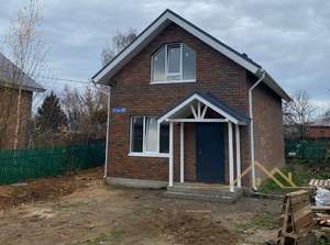 Дом 108м&sup2;, 2-этажный, участок 3 сот.  