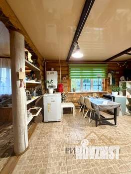 Дом 158м², 2-этажный, участок 10 сот.  