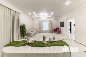 Дом 195м², 2-этажный, участок 8 сот.  