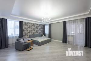 Дом 527м&sup2;, 3-этажный, участок 13 сот.  