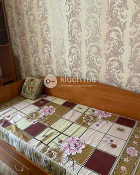 Дом 20м&sup2;, 5-этажный, участок 100 сот.  