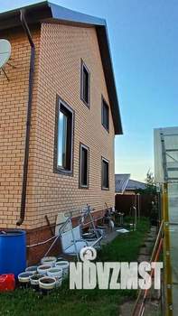 Коттедж 240м&sup2;, 2-этажный, участок 9 сот.  